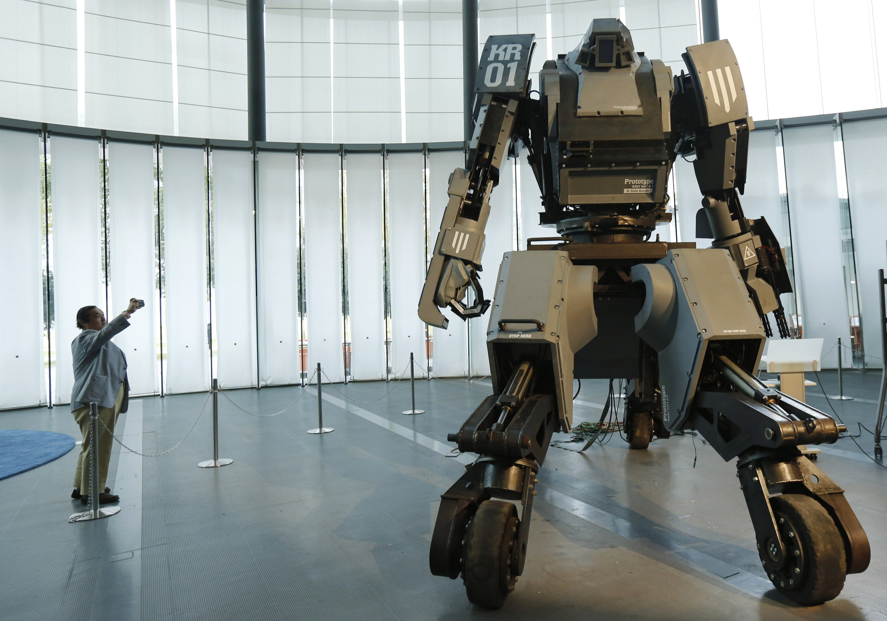 Новинки про роботов. Kuratas боевой робот. Японский робот Kuratas. Боевой робот Kuratas 2021. Kuratas робот 2020.