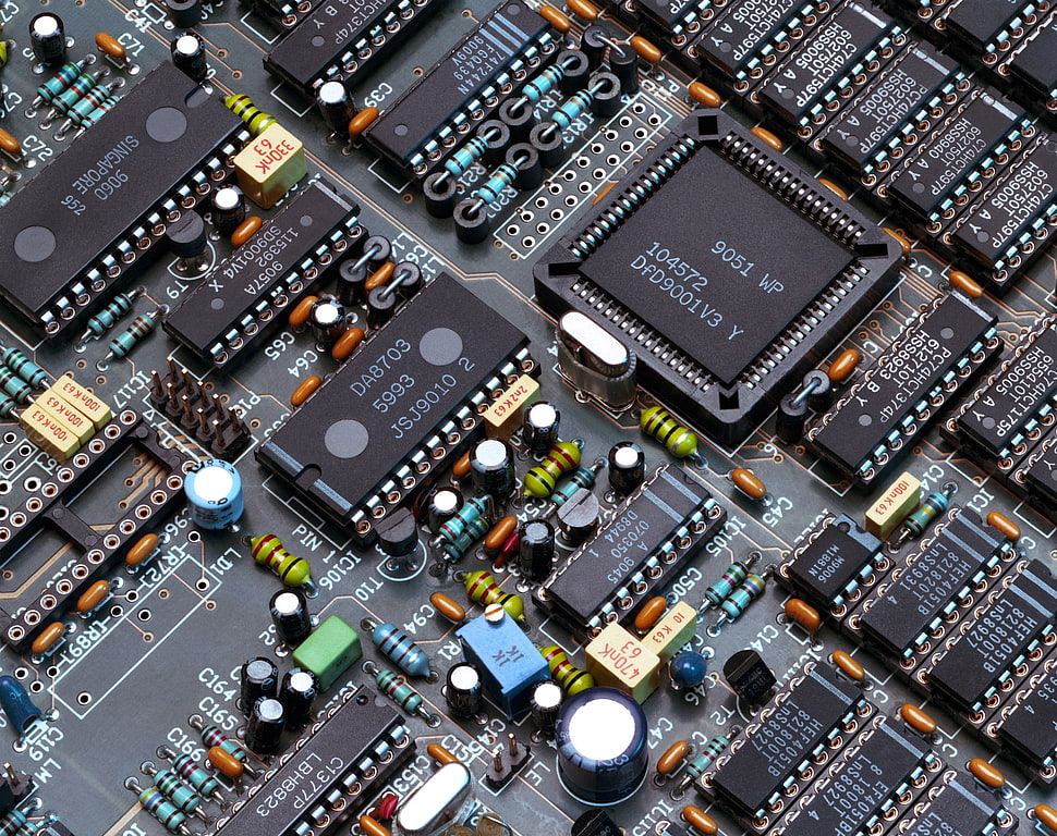 black circuit board HD wallpaper