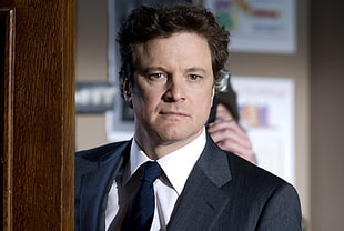 man wearing black necktie, white dress shirt, and suit jacket HD wallpaper