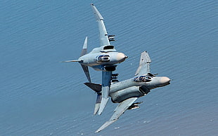 two gray planes, aircraft, F-4 Phantom II, F-4, military aircraft