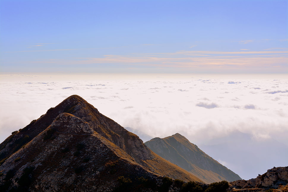 photo of mountain HD wallpaper