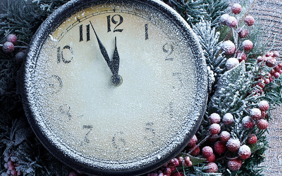 round gray analog wall clock, Christmas, New Year, clocks, snow HD wallpaper