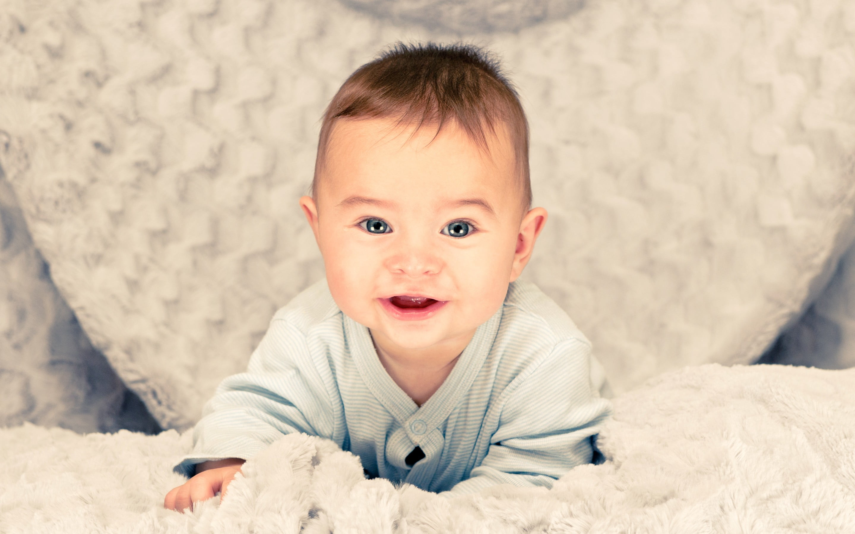 Blue textile, baby, blue eyes, blankets, children HD wallpaper | Wallpaper  Flare