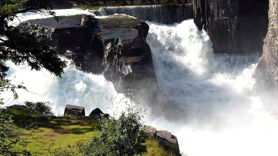 waterfalls landscape photo during daytime HD wallpaper