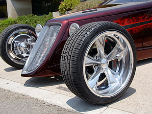 silver car rim and black tire, car