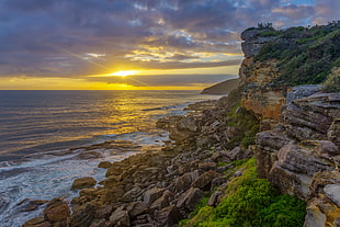 body of water near cliff under gray sky, nsw, australia HD wallpaper