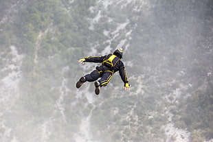 sky diver in shallow focus photography