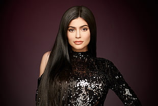 Kylie Jenner portrait HD wallpaper