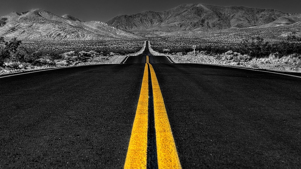 gray and yellow road HD wallpaper