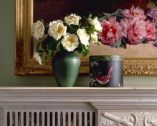 yellow roses in green vase HD wallpaper