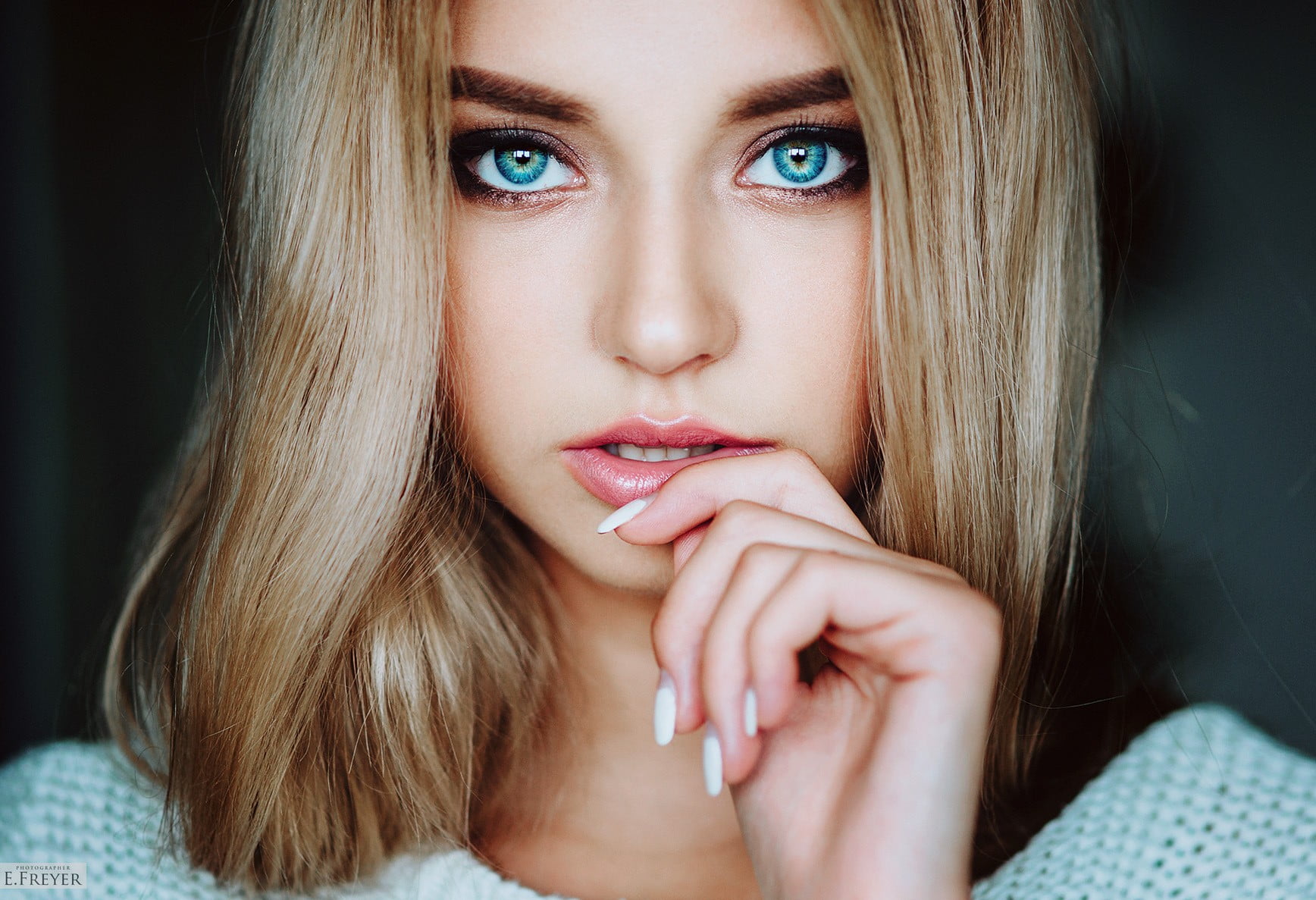 4. Pretty blonde girls with blonde hair and blue eyes - wide 2