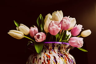 selective focus of bouquet of tulips HD wallpaper