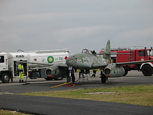 gray plane, World War II, military aircraft, aircraft, Messerschmidt HD wallpaper