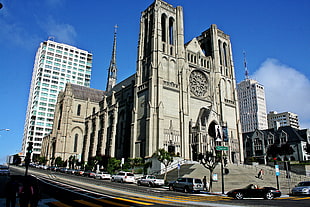 gray concrete church, church, San Francisco, praying, cityscape