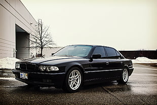 black BMW classic 7-series