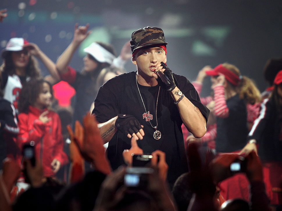 men's black crew-neck t-shirt, Eminem, rap , music, men HD wallpaper