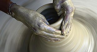 potery mud, hands, poetry, Avanos