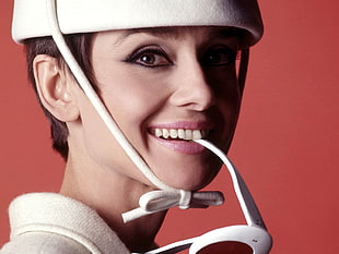 woman wearing white helmet HD wallpaper