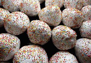 white coated cookies with toppings HD wallpaper