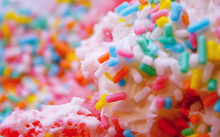 closeup photo of candy sprinkles