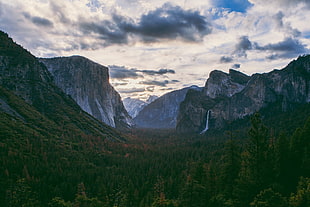 black and gray concrete house, mountains, waterfall, trees, Yosemite Valley HD wallpaper