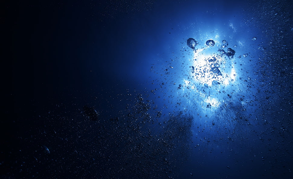 Water,  Light,  Bubbles,  Depth HD wallpaper
