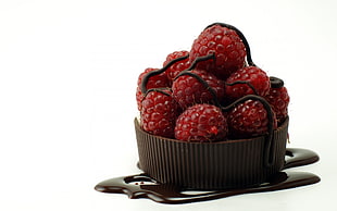 chocolate with raspberry fruits HD wallpaper