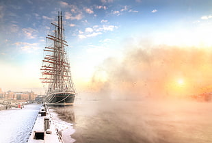 brown boat, St. Petersburg, Russia HD wallpaper
