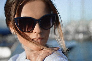 woman in white top wearing black sunglasses HD wallpaper