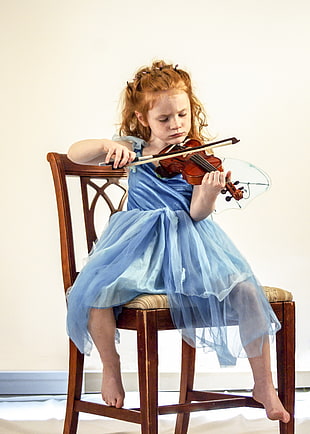 girl with blue dress playing violib HD wallpaper