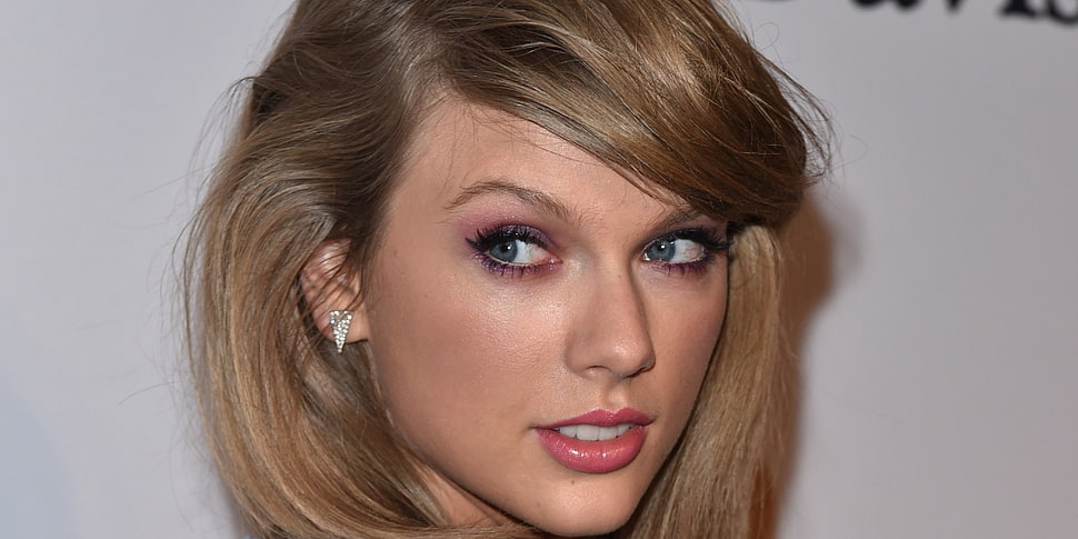 Taylor Swift HD wallpaper
