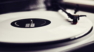 close-up photography of turntable HD wallpaper