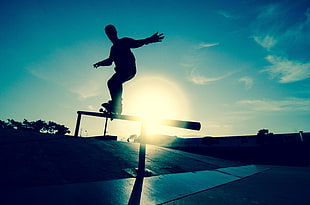 man riding his skateboard HD wallpaper
