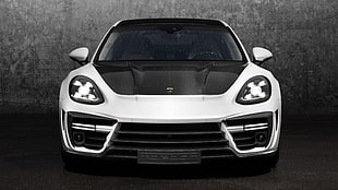 silver and black Porsche Macan