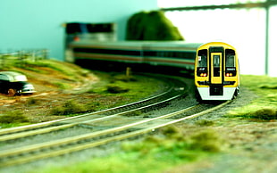 yellow and gray train HD wallpaper