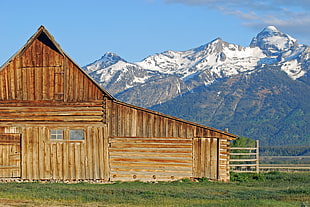 brown barn house, landscape