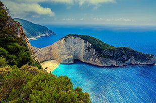 green and brown mountain beside body of water, landscape, beach, sea, Greece HD wallpaper
