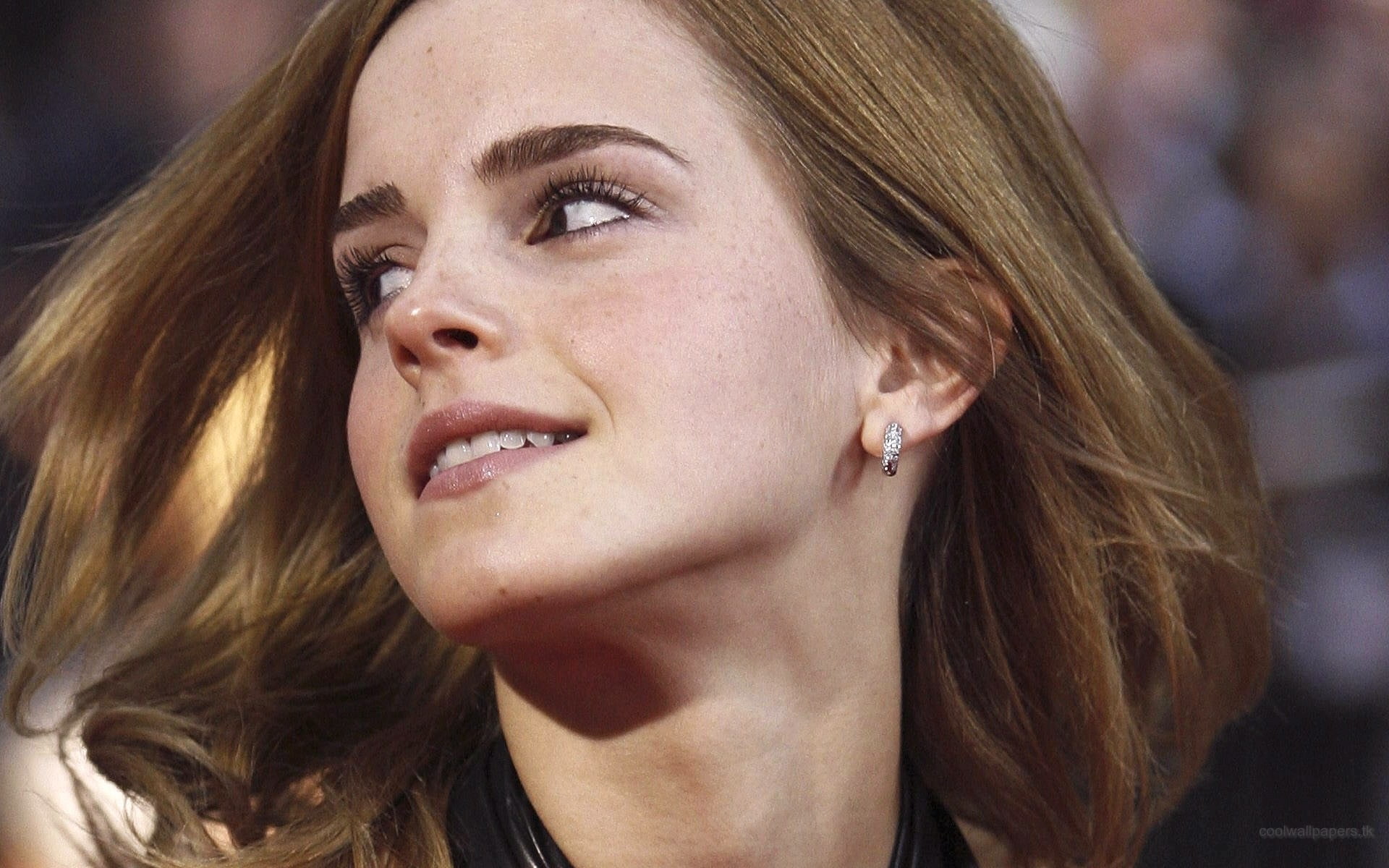 Emma Watson HD wallpaper.