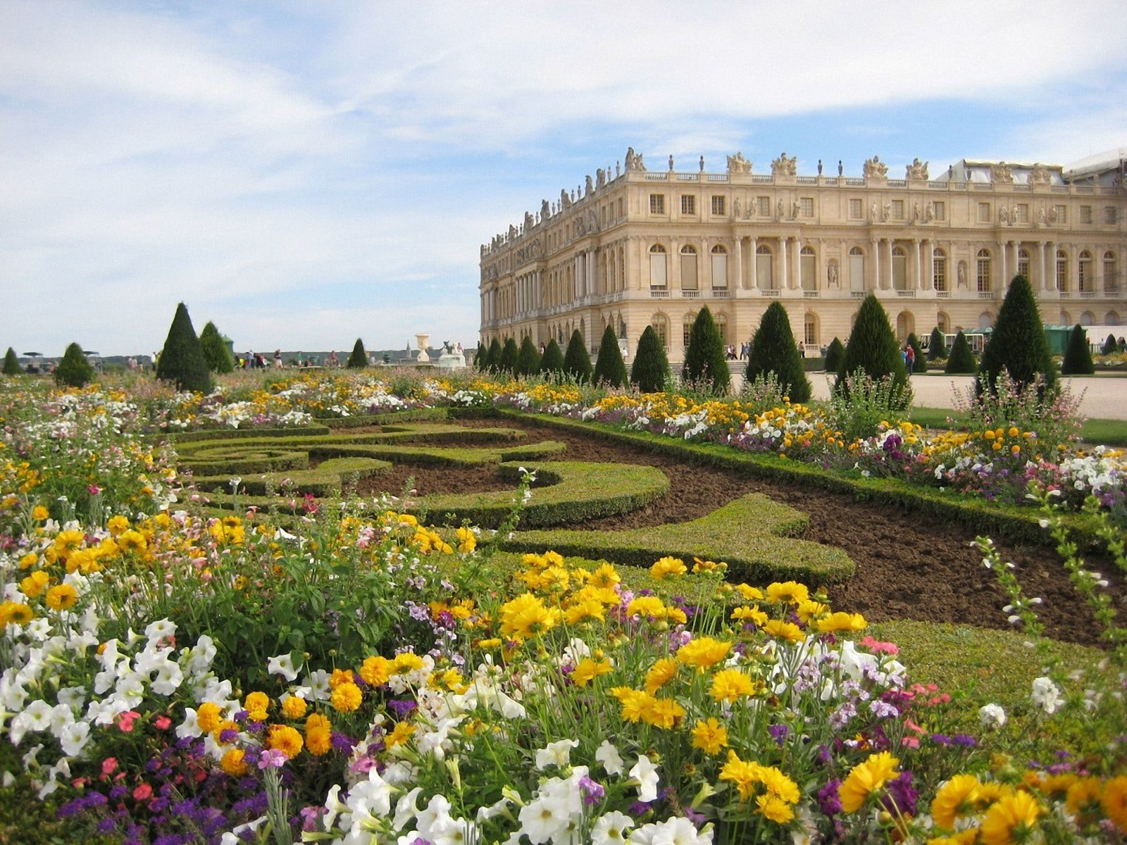 Версаль садовый. Версальский дворец и парк. Версальский дворец сады и парки. Версаль парк Франция. Сады Версаля Франция.