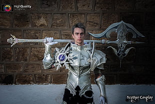 men's gray knight suit, Aion Online, cosplay, axes, armor