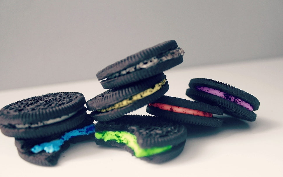 oreo cookies HD wallpaper