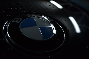 BMW emblem, BMW, 525d, symbols, blue