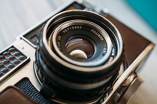 closeup photo of brown and gray film camera