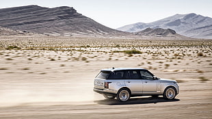 silver SUV, Range Rover, car, desert, silver cars HD wallpaper