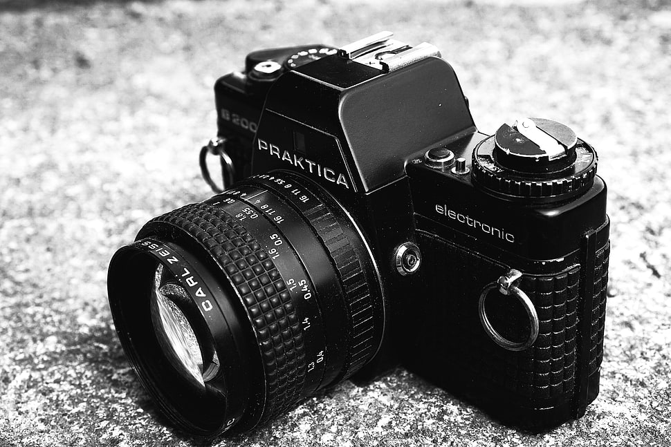 black Praktica DSLR camera HD wallpaper
