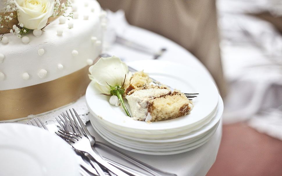 white ceramic dinner ware set HD wallpaper