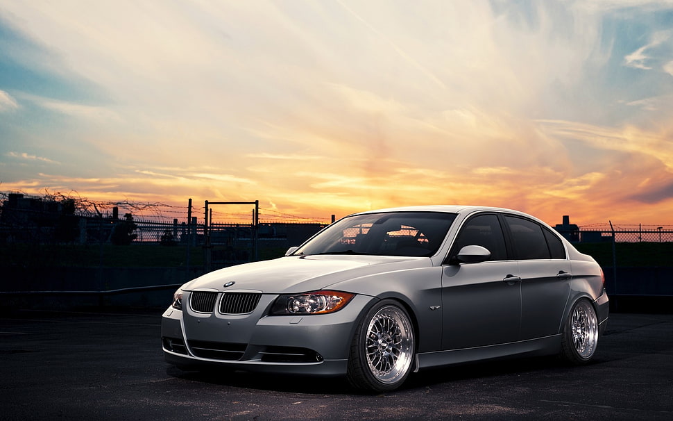 silver BMW E90 sedan HD wallpaper