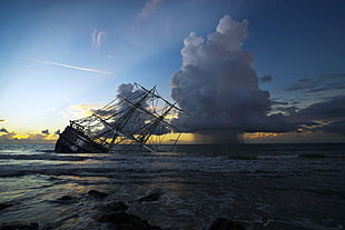 sunken ship, sky, horizon, sea, sailing ship HD wallpaper