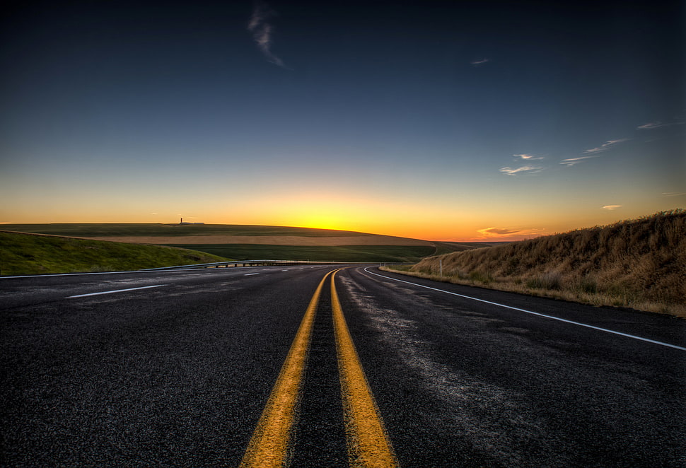 yellow and black concrete road HD wallpaper