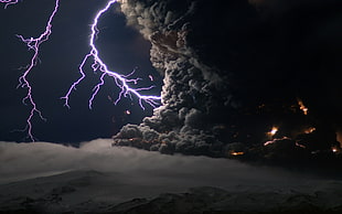 thunder clouds photo HD wallpaper